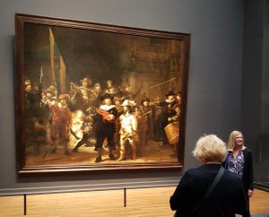 Rembrandt painting the Nightwatch with people in front